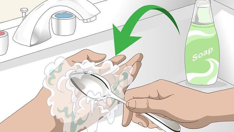 Hướng dẫn cách chà chanh lên tay để khử mùi tỏi